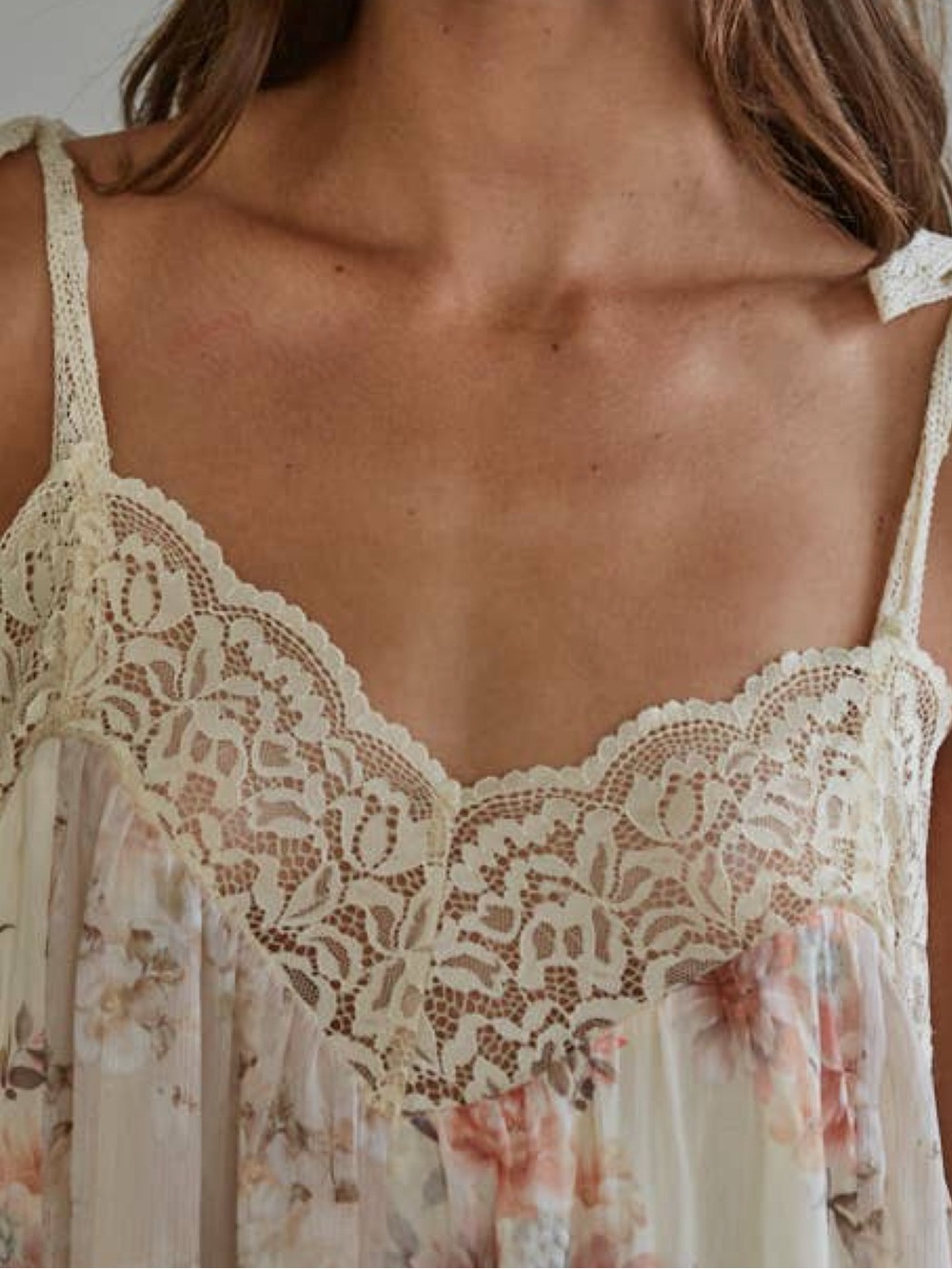 By Together Cream Floral Chiffon Lace-Trim Womans Mini Dress Size M - Picture 3 of 11